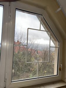 Műanyag ablak újrapántolása.